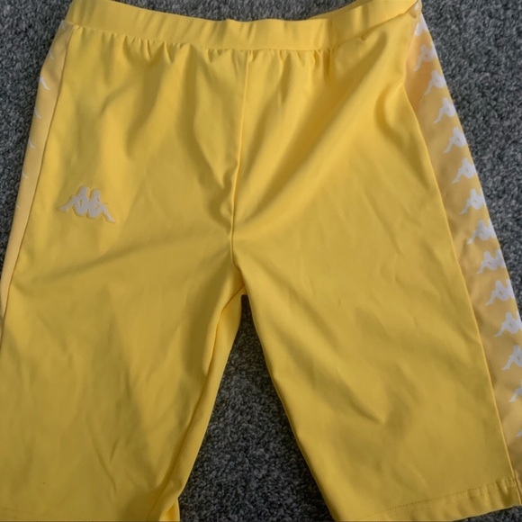Kappa yellow biker shorts - Picture 1 of 3